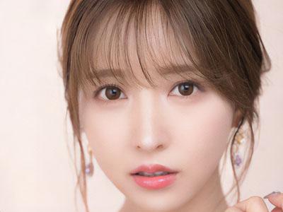 【三上悠亜】「気持ちよくなってね♡」クビレがセクシーな巨乳アイドルが圧倒的エロスで男を魅了するオナサポ動画