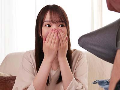 「チンコでっか!!」思わず二度見しちゃうほどのデカチンに興奮してマンコ濡らして期待してる女子ｻﾝ目玉ぱちくり♡