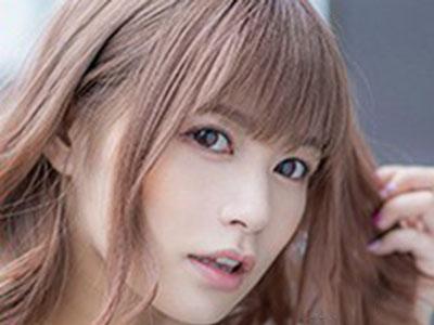 【紺野ひかる】「中にいっぱい出たよ♡」仕送りだけじゃ生活が厳しい美乳女子大生がお金のために中出しファック