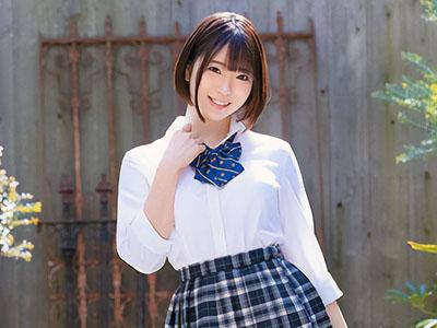 【朝日りん×デビュー作品】Gカップ巨乳の美少女がAVデビュー！元アイドルの綺麗なパイパンマンコにズポっと入れちゃった