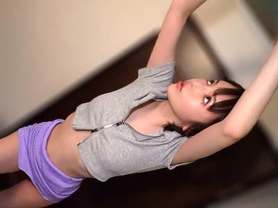 【広瀬りおな】隣人であるスレンダー美人の人妻に大興奮→ノーブラノーパンで誘惑してくる美女がチンポにしゃぶりつく