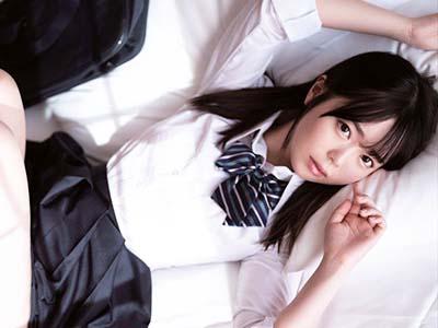 【素人×女子高生】スレンダーでかわいい黒髪JK！！激しい騎乗位にエビ反りでイキそうになる！！！