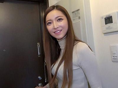 【羽咲美亜】「体が熱くなってきちゃった♡」宅飲みしていた巨乳スレンダーな美少女はクンニされて濡れたマンコに中出しされる