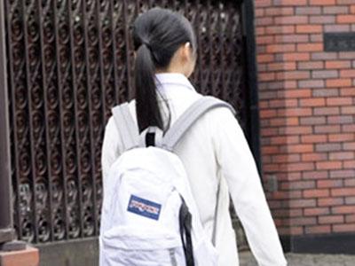 【香乃萌音】「すごい大きくなってるよ♡」学園のアイドルである美少女女子校生が淫乱に豹変したので中出しエッチ！