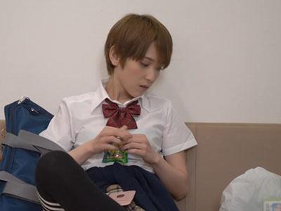 【女子校生】「まさかこんなコトに・・・」緊急停止した灼熱のエレベーターの中で女子校生を輪姦レイプｗｗｗ