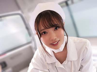 入院患者の下の世話を積極的にするナースがエロかわいい♡他の患者の目の前でチンコ勃たせてディープフェラで介護中♥