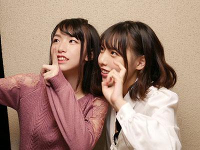 【白桃はな×花狩まい】「ザーメンいっぱい抜いてアゲル♡」2人の小悪魔お姉さんがM男宅で手コキやフェラでチンポしご上げ！