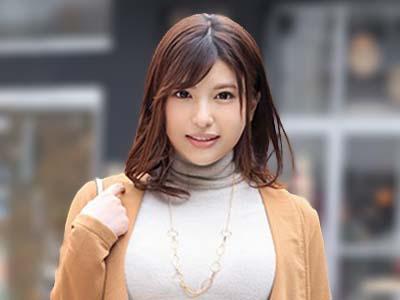 【人妻ｘ不倫】おっぱいがムチっとエロい色白の人妻！フル勃起した他人棒でパイパンマンコに濃厚中出しとかｗｗｗ