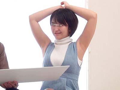 【素人】仲良し姉弟をモニタリング！童貞の弟がスレンダー巨乳美人のお姉ちゃんと近親相姦エッチで筆おろし！