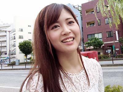【ドキュメント】「イッちゃう！」ドMの巨乳美女がイキまくり！変態女がデカマラで突かれて白目むきながらアヘ顔！