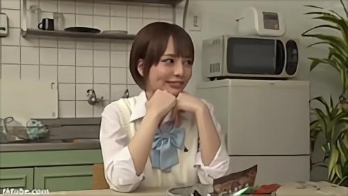 『手コキ』3年ぶりに再会した5つ下の妹がヤリマンお嬢さんになっていてビックリ！でも驚いていたら実はビジュアル的だけで…中身は昔のまんま超ウブ！