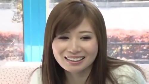 『不倫』「女性ケイケンのない草食男子クンの一人Hのお手伝いをしてくれませんか？」と声を掛け、マジックミラー号の中で心優しい乙女たちに童貞く！