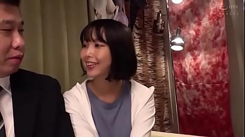 『手コキ』ある日の夜、仕事帰りに20歳下の女の子に逆ナンされ彼女の自宅にお持ち帰りされた中年男性。そこから48時間の甘い逆監禁がスタート。絶！