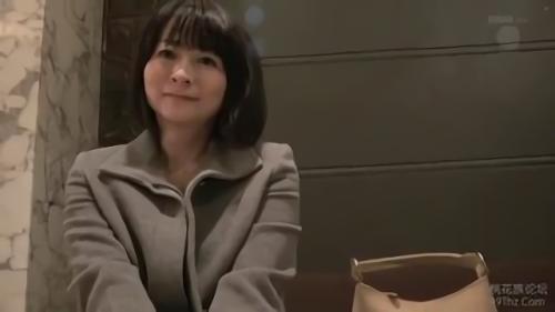 『手コキ』結婚13年、47歳の牧英さんは結婚して、ようやくHの気持ち良さを知り始めたが…。ご主人が衰え始め、営みが少なくなった事で「このまま！