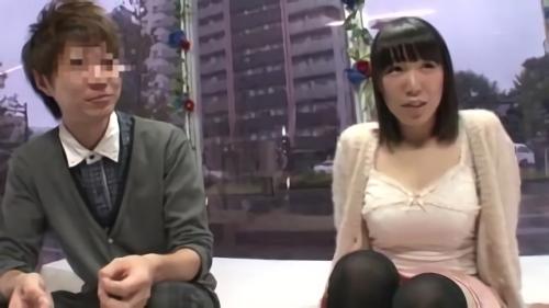 『素人ナンパ』男子はチ○ポがヤル気満々に、女子はイケナイ事だと照れながらもオマ○コが疼き、勃起した男フレンドのチ○ポに興味津々！男女の友情が！