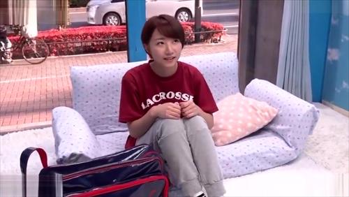 『中出し』ボーイッシュショートカットの心優しいスポ女大学生に‘童貞君のお願い’を聞いてもらいました。一人Hのお手伝いから筆おろしファックを目！