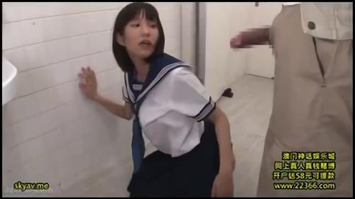 『強姦』「…お願いします…やめてください…」いきなり下半身を触られ恐怖で怯える。悪魔のような手口。「もうヤメテ！許してください！！」！