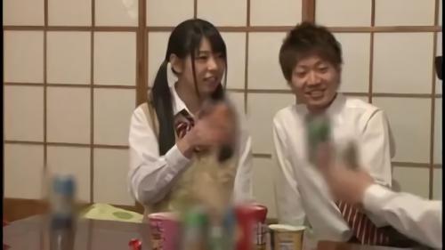 『撮影』ジャージを脱がせ巨乳を揉みまくり！体中をお触りされまくって思わずズボンにシミを作ってしまうウブ女子！裸を弄ばれ、マ○コビールにイラ！