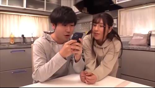 『淫語』双子パンダの赤ちゃんの一般公開の抽選が当たり、僕は彼女の’さくら’（眼鏡がかわいい）と一緒に動物園へ見に行く約束をした。なのに…、！