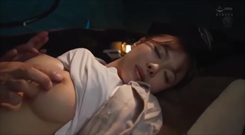 『乳首』転勤で妻の莉緒と引っ越してきて数か月、僕達は早くも町内会のしがらみから抜け出せなくなっていた。フェスティバルりやイベント、清掃当番！