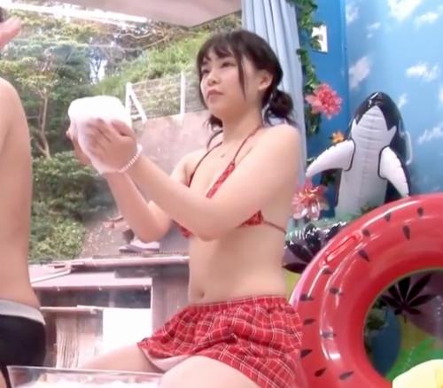 【MM号】彼氏持ちの女の子をナンパしてマッサージのやり方を教えるフリをしてアソコを触って寝取ってしまう！！