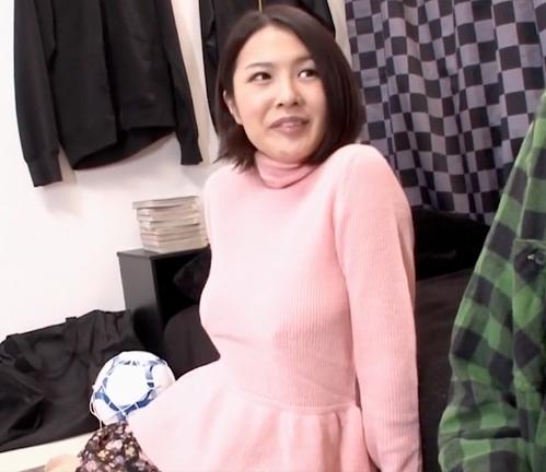 【人妻】巨乳の人妻のきれいな身体を触りまくってパイズリしてもらったりしてチンポを幸せにしてもらう！！