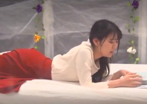 【人妻×企画】時間内に友達を呼んで賞金ゲット！時間が過ぎれば強制SEX！突然現れたデカマラで犯されまくってしまう人妻たち