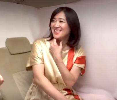 【人妻NTR】性欲旺盛な人妻にバイブを当てたらヤル気になったのでそのまま本番寝取られSEXさせてもらう！！