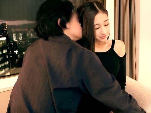 29歳水泳インストラクターの素人お姉さんのパイパンマンコ弄って舐めて、フェラ、手コキ、勃起肉棒挿入ガン突き絶頂。