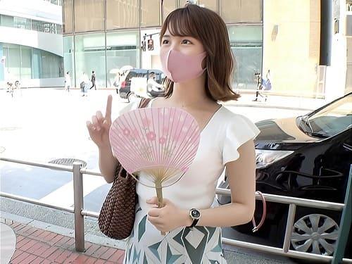 【素人ナンパ】サウナに行く途中の25歳アパレル販売員さんに声かけてマンコ擦り上げて潮吹き、フェラ、手コキ、男根挿入絶頂。