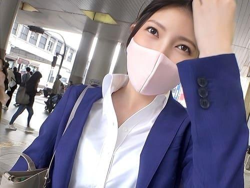 【素人ナンパ】スーツの似合う23歳金融営業の素人お姉さんがマンコ手マンされて潮吹き撒き散らし、フェラ、手コキ、陰茎挿入。
