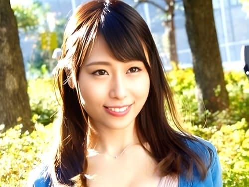 素人女子大生が男2人の巨根フェラ、手コキご奉仕、マンコに勃起肉棒生挿入ガン突き絶頂連続ザーメン顔射。