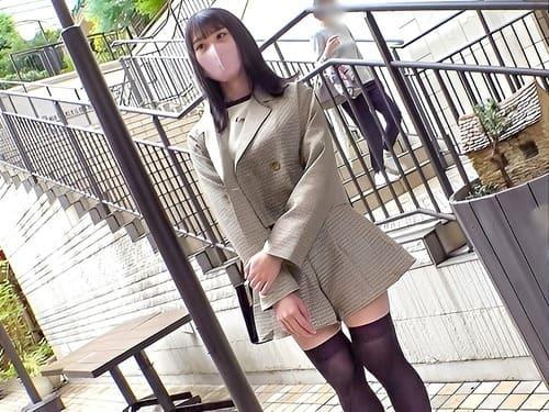 【巨乳素人ナンパ】Fカップの20歳フリーター娘のパイパンマンコ手マン責め、フェラ、手コキ、勃起肉棒挿入ハメ初撮り。