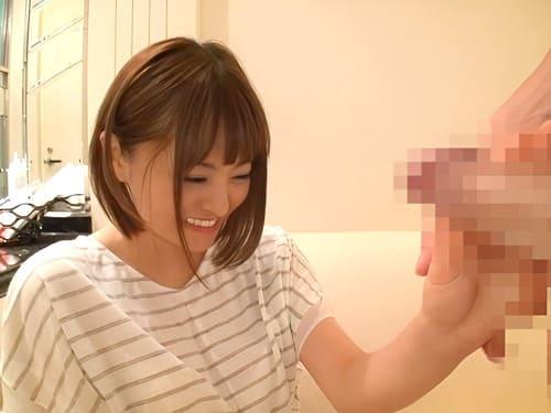 美少女風俗嬢のマンコを電マ、手マン責め、フェラ、手コキ、勃起肉棒挿入ガン突き絶頂ハメ撮り裏風俗。