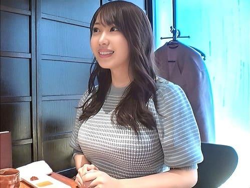 ナンパした21歳大学生の地方出身巨乳素人娘のパイパンマンコ弄られ潮吹き絶頂、フェラ、手コキ、肉棒でハメハメ初撮り。