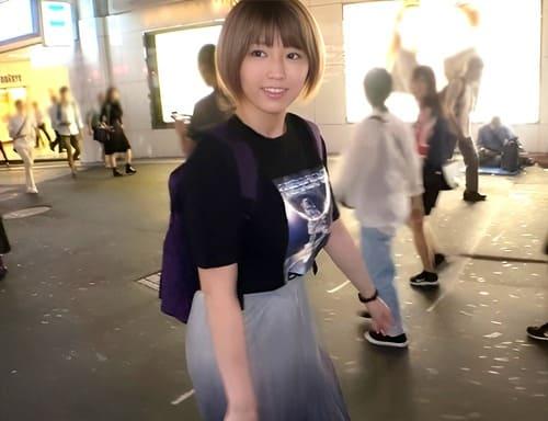 ナンパした24歳飲食店員の巨乳素人娘のマンコ弄って舐めて、フェラ、手コキ、パイズリ、勃起肉棒挿入ガン突きハメ撮り。