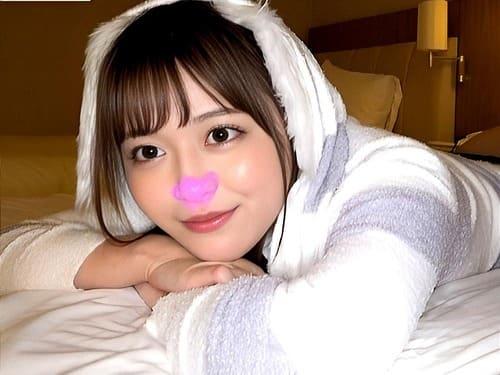 【素人美少女】バニーコスのアイドルのように可愛らしい美少女のマンコ手マン責め、フェラ、手コキ、勃起陰茎挿入ガン突き。