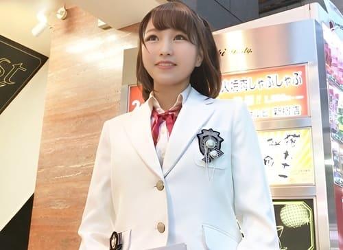 ナンパした地下アイドルの素人美少女のマンコ弄ってバイブ責め、フェラ、手コキ、勃起肉棒挿入ガン突き絶頂ハメ撮り。