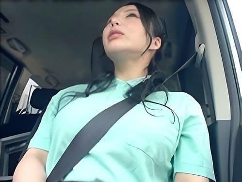 【巨乳素人妻NTR不倫】勤務中なのに同僚にパイパンマンコ弄られ、勃起他人棒挿入腰振りNTR絶頂不倫。