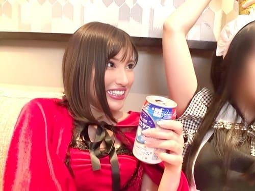 ハロウィンでナンパした素人娘のマンコ弄り、フェラ、手コキ、勃起肉棒挿入ガン突き絶頂。