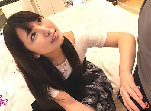 パチンコ屋で働く素人美少女のマンコ弄って舐めて、フェラ、手コキ、勃起肉棒挿入腰振り絶頂。