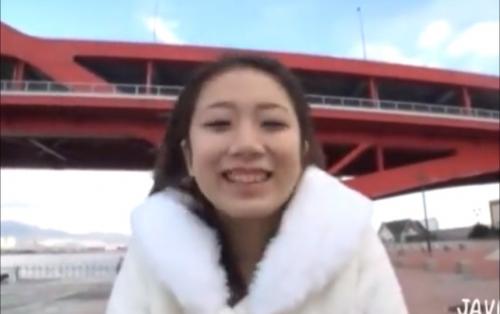 【ハメ撮り】関西でホテルに連れ込んだお姉さんのマンコ弄って舐めて、フェラ、手コキ、勃起肉棒生挿入顔射。