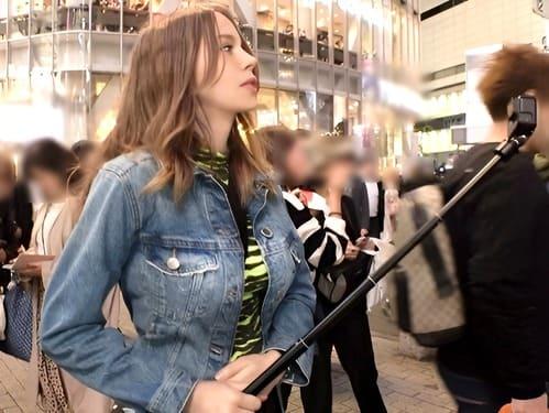 ナンパした23歳動画配信者兼スナック嬢の巨乳素人ロシア娘のパイパンマンコに電マ当て、フェラ、手コキ、パイズリ、肉棒挿入。