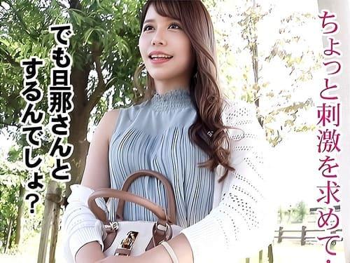 27歳結婚2年目の素人妻のマンコ弄って手マン責め、フェラ、手コキ、勃起肉棒挿入ガン突きハメ撮り。