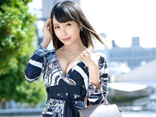学生時代の恩師と不倫する愛人の巨乳素人美女のマンコ弄って電マ責め潮吹き、フェラ、手コキ、パイズリ、肉棒挿入ハメ撮り。