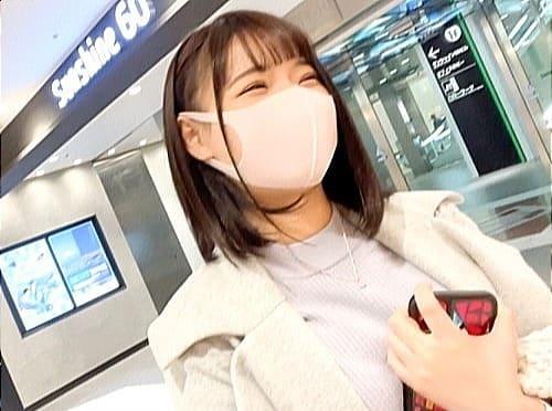 【素人ナンパ】バイト帰りの20歳素人娘がM男に乳首舐め、手コキ、足コキ、パイパンマンコに勃起陰茎挿入腰振りで痴女る。