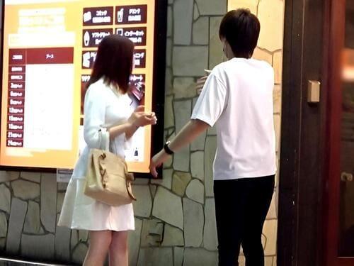 【素人ナンパ】居酒屋に誘った21歳大学生のお姉さんのパイパンマンコ弄り、フェラ、手コキ、勃起男根挿入ハメ初撮り。