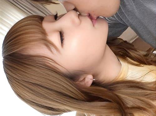 【素人ギャルハメ撮り】小柄で可愛らしい22歳焼肉屋店員さん。パイパン弄られ舐められ、フェラ、手コキ、勃起陰茎挿入ガン突き。