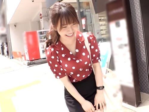 落とし物拾ってくれた優しい素人娘のマンコ電マ責め潮吹き、フェラ、手コキ、勃起肉棒挿入ガン突き。