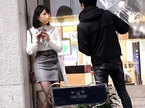 【巨乳素人ナンパ】自然感がある整った顔立ちの21歳劇団員のお姉さんをホテルに連れ込んで割れ目弄り、フェラ、手コキ、肉棒挿入。